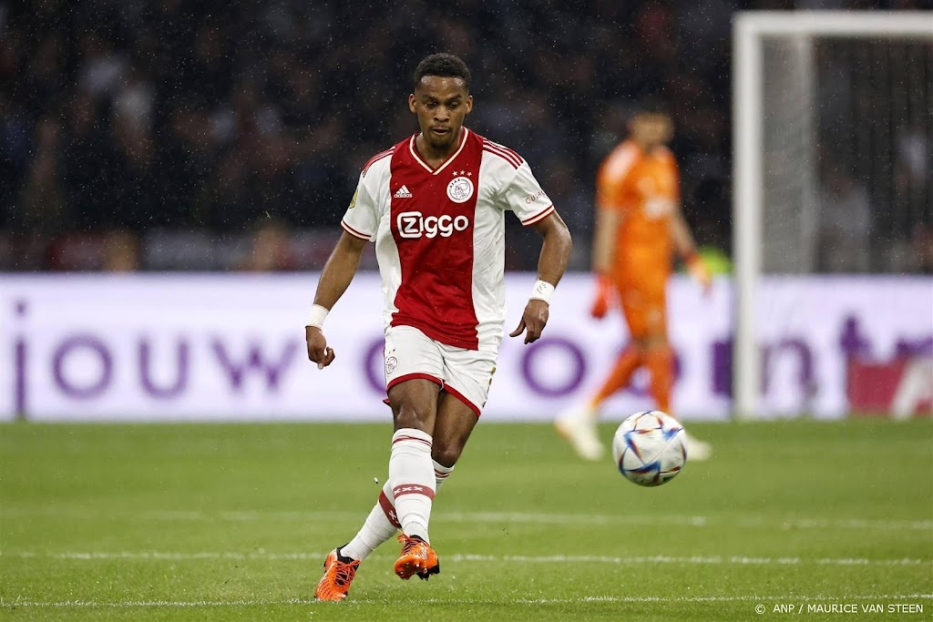 Ajax verkoopt Timber voor 40 miljoen euro aan Arsenal