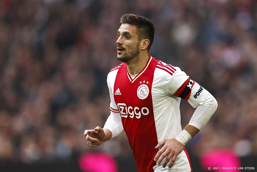 Aanvoerder Tadic vertrekt bij Ajax