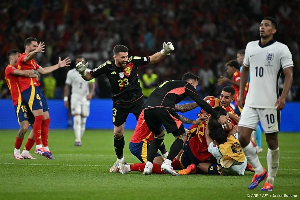 Spanje verslaat Engeland en is weer Europees kampioen  