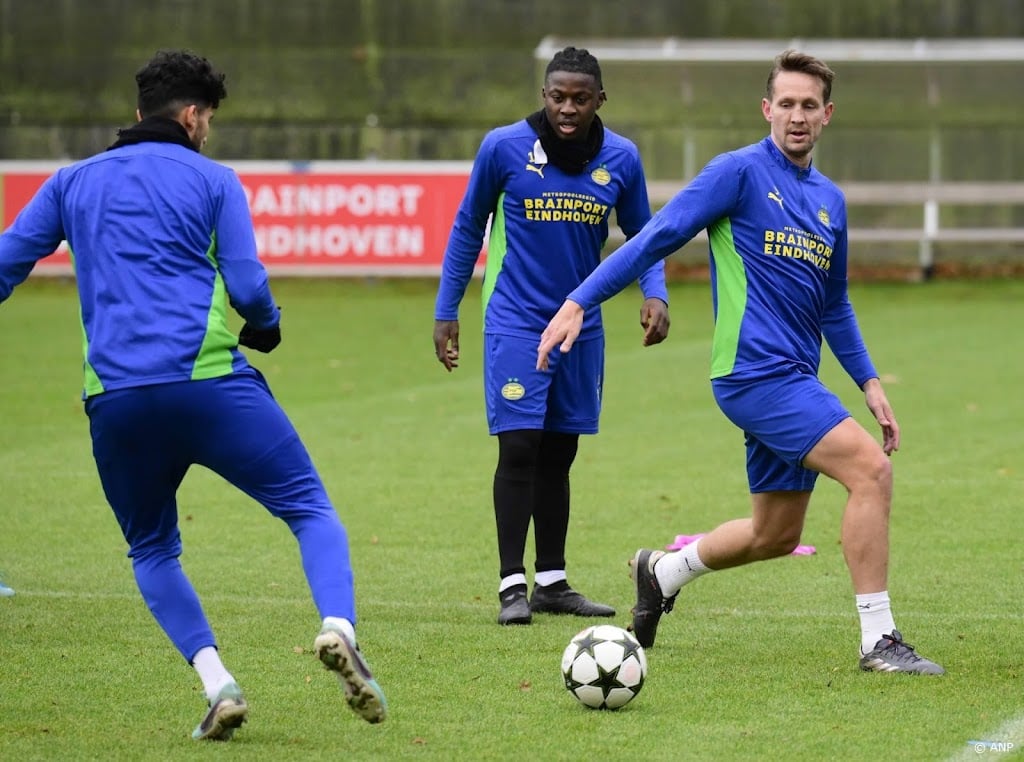 PSV zonder Bakayoko en De Jong op trainingskamp naar Duitsland