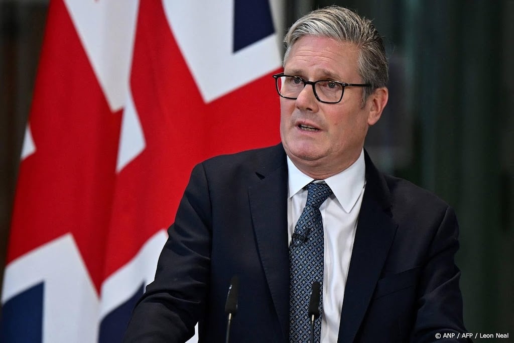 Britse premier betuigt medeleven aan nabestaanden vliegtuigcrash