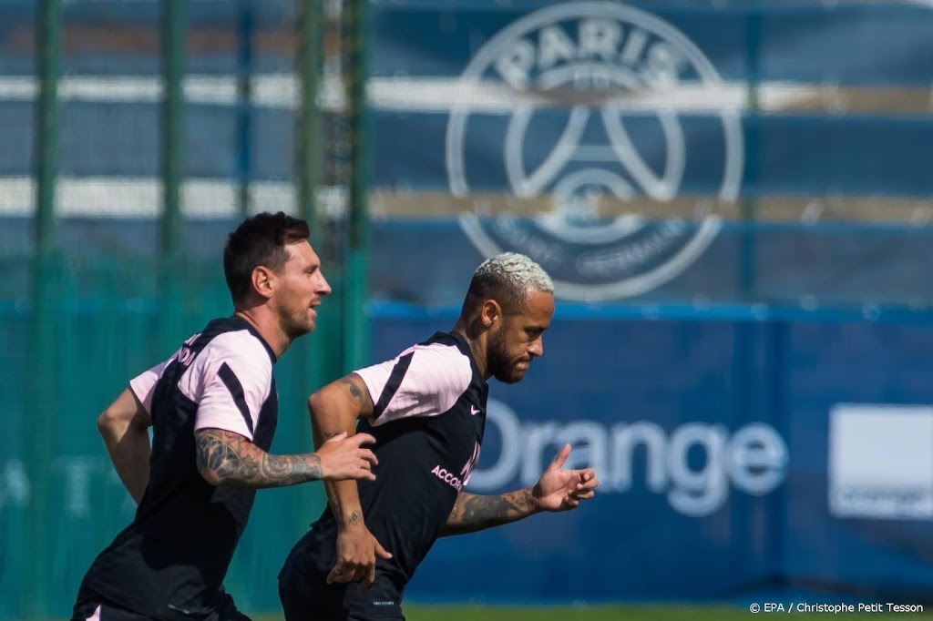 Messi nog niet in wedstrijdselectie Paris Saint-Germain