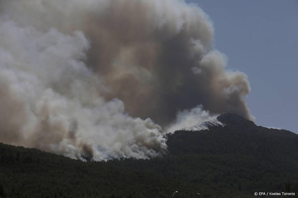 Acht doden door neerstorten blusvliegtuig boven Turkije