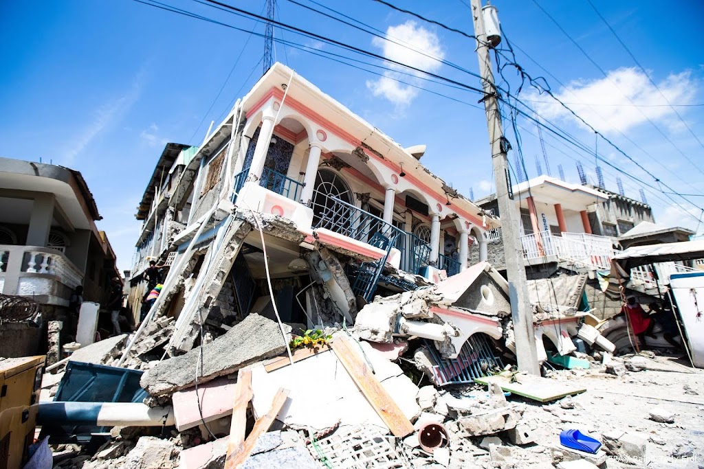 Aantal slachtoffers door aardbeving Haïti stijgt naar ruim 300
