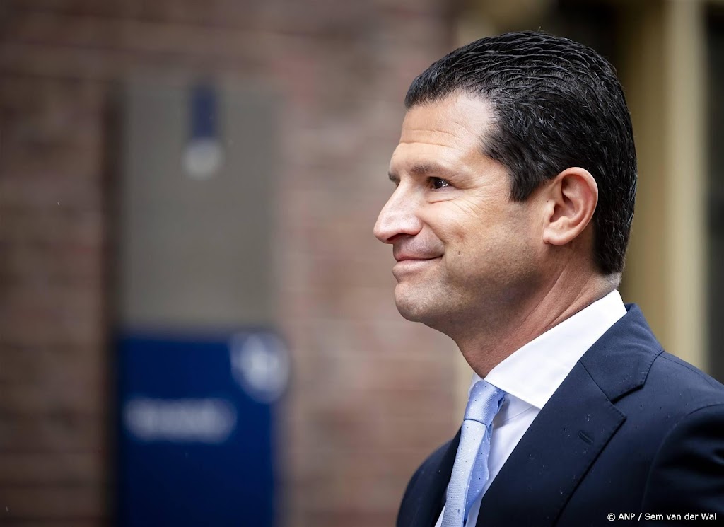 Minister: groei economie is mooi, maar toekomst staat onder druk
