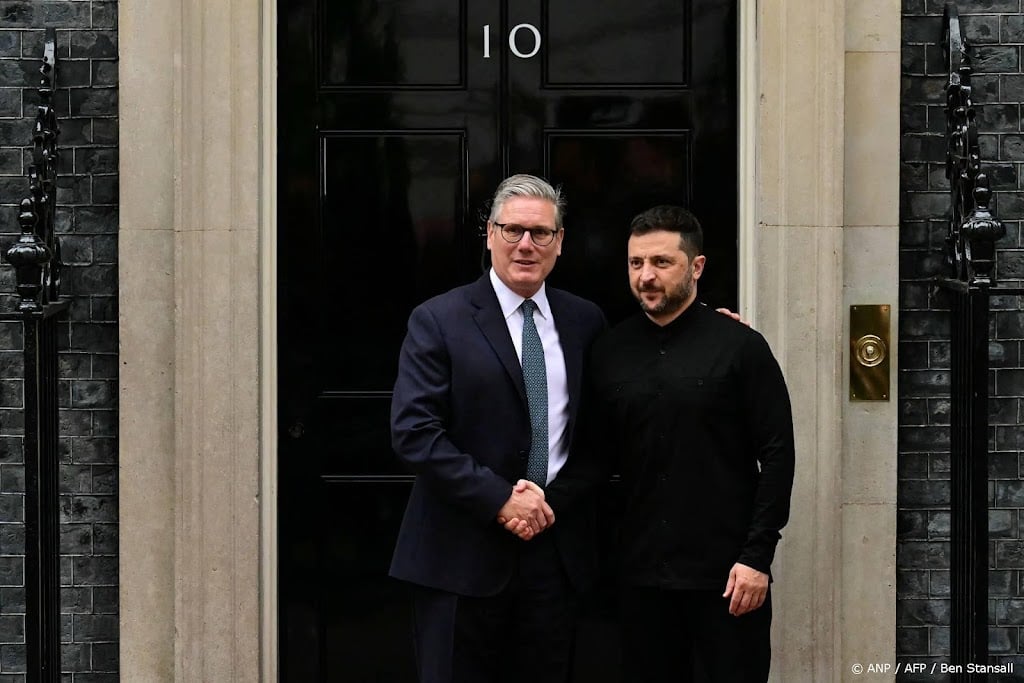 Zelensky praat met Britse premier over veiligheidsgaranties