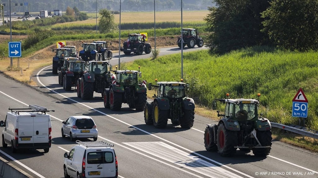 Mijd snelwegen met tractoren, roept organisatie boerenprotest op