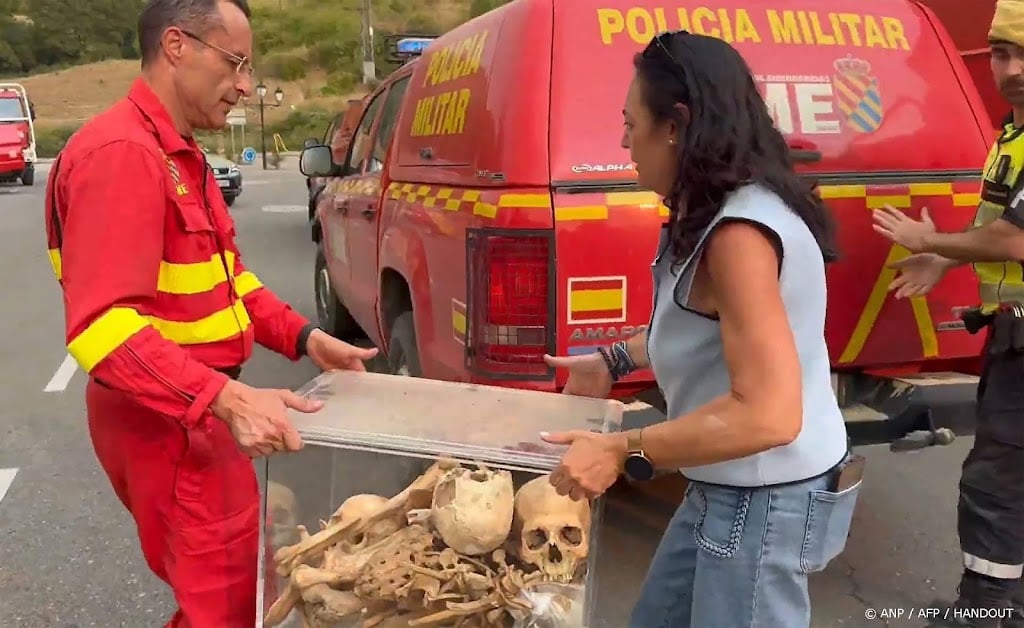 Resten Spaanse middeleeuwse koningen geëvacueerd om natuurbrand