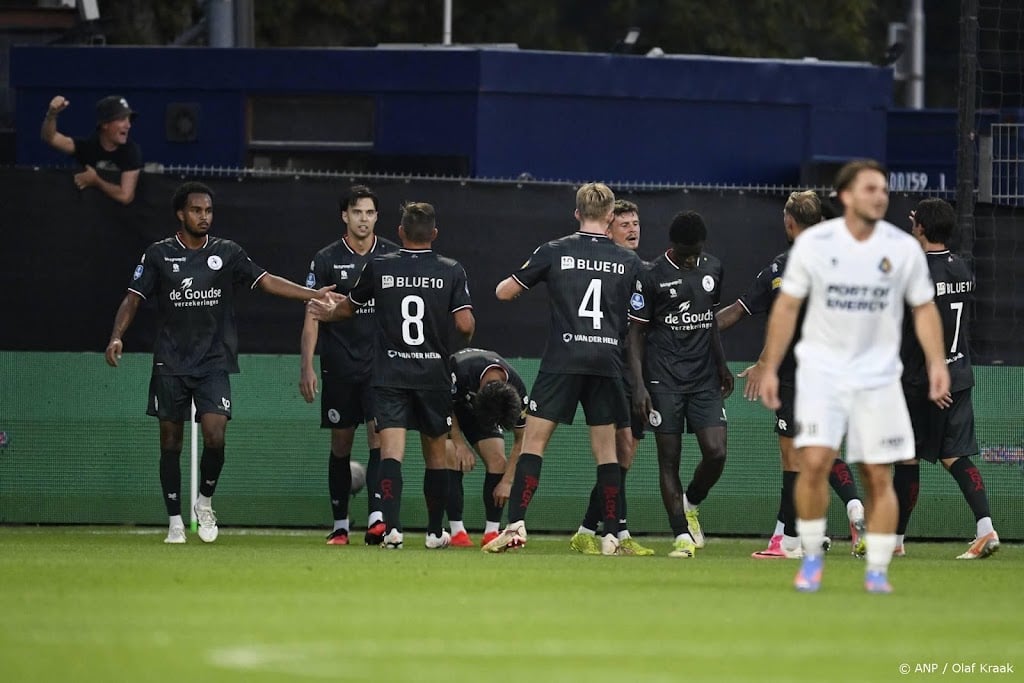Sparta boekt bij Telstar eerste seizoenszege