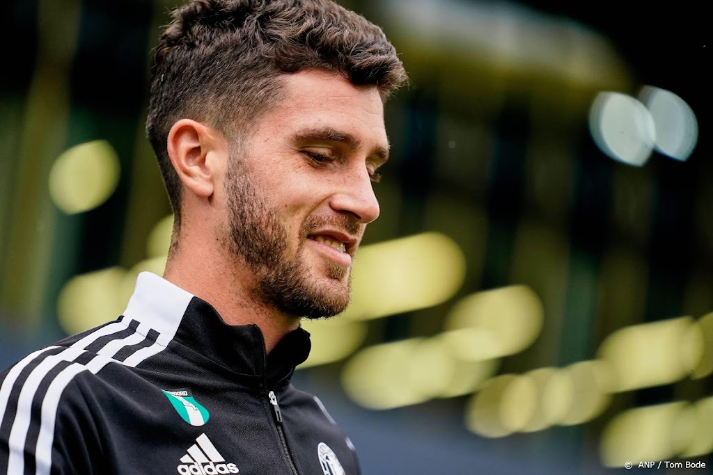 Senesi keert terug in de basis voor duel met Maccabi Haifa