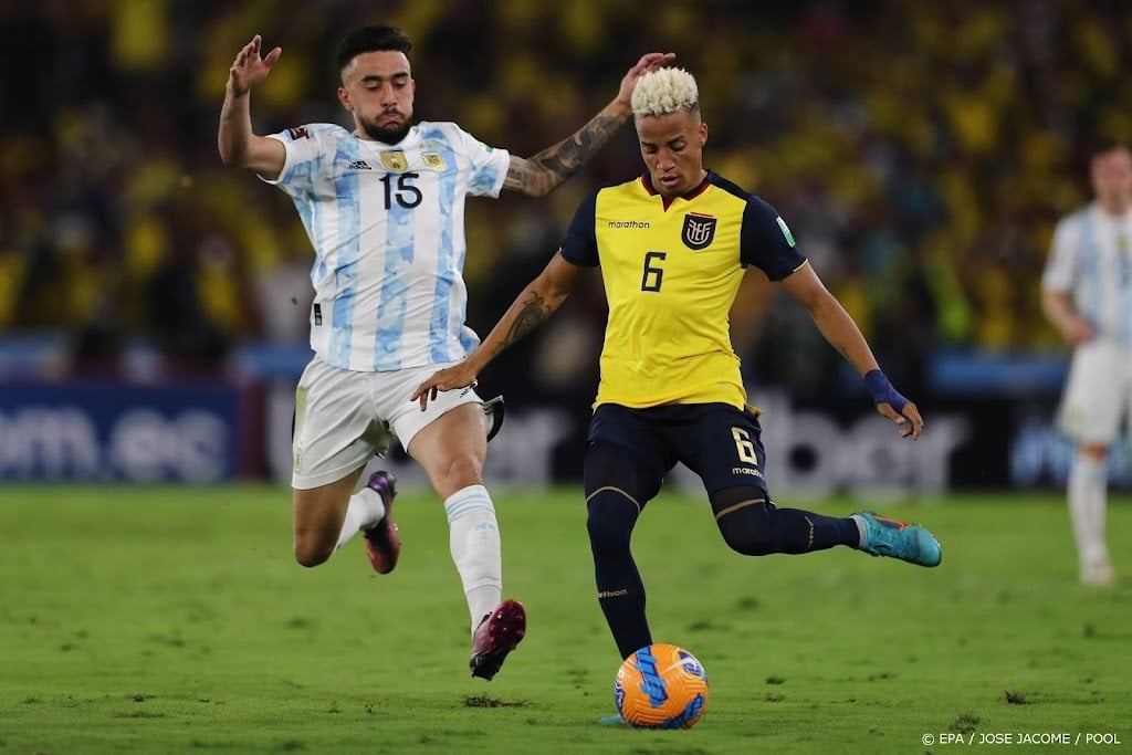 Voetballer Castillo van Ecuador verder onder druk na bandopname