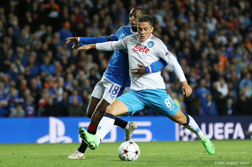 Van Bronckhorst verliest met Rangers FC ook van Napoli