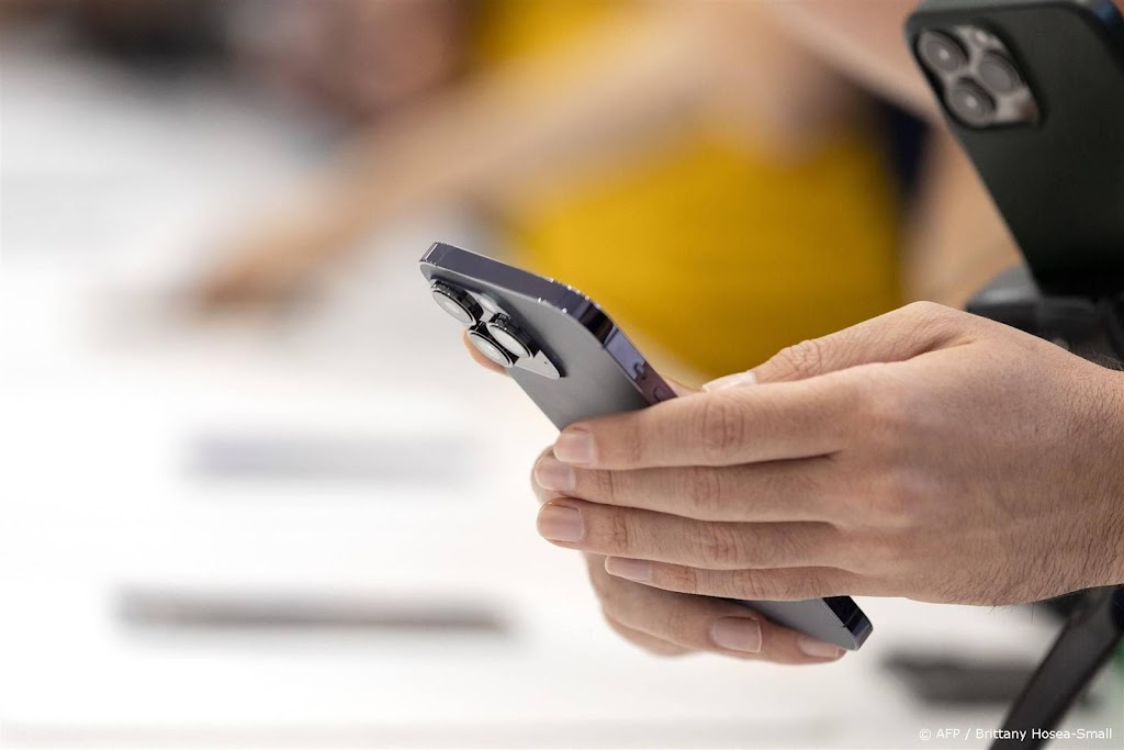 VS: iPhone-verbod Chinese ambtenaren poging tot wraak