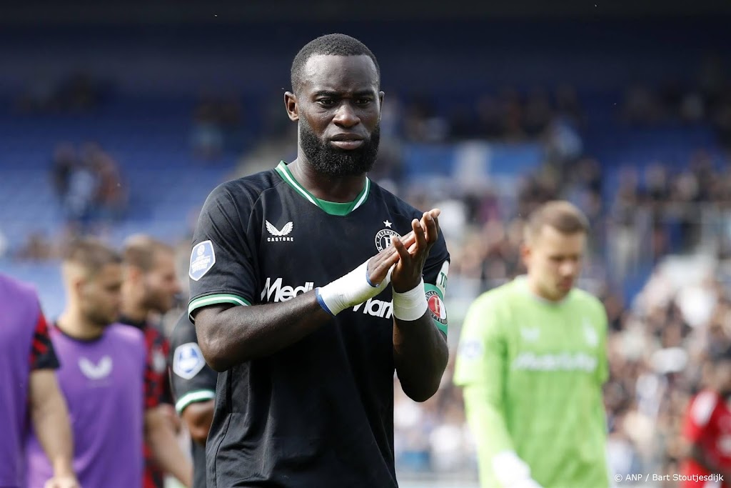 Ex-Feyenoorder Geertruida debuteert bij RB Leipzig