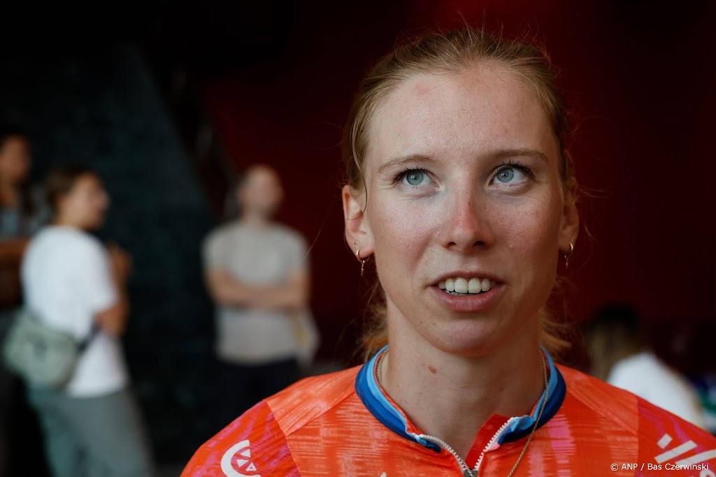 Wiebes sprint met overmacht naar tweede Europese titel op de weg 