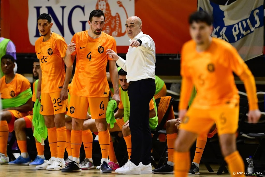 Zaalvoetballers beginnen WK met gelijkspel tegen Oezbekistan