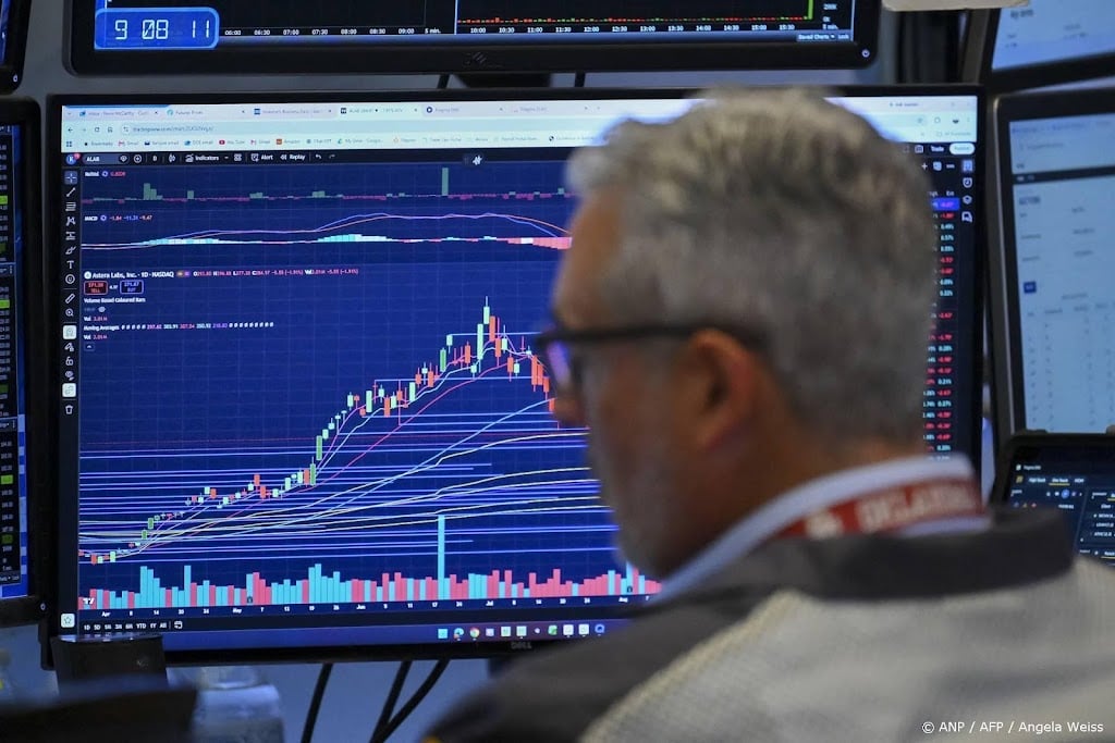 Chipbedrijven dalen op Wall Street, oliemaatschappijen winnen