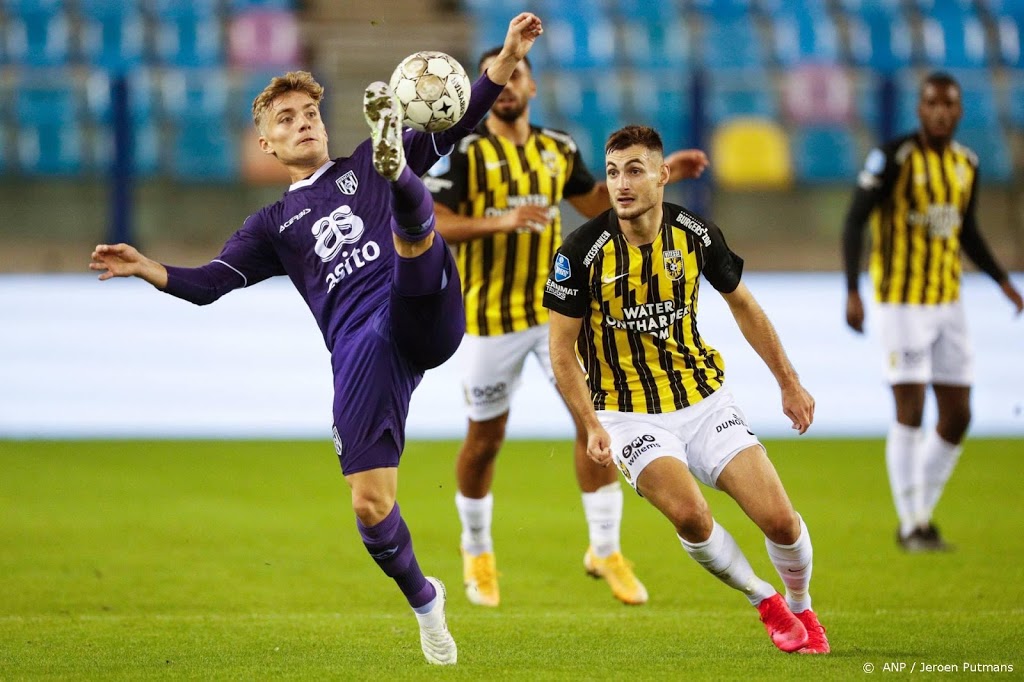 Slowaakse international Bero met blessure terug bij Vitesse