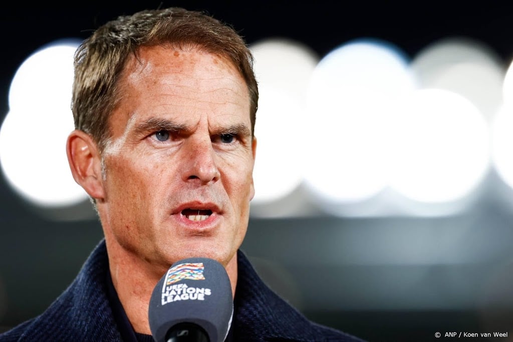 Frank de Boer: met 5-3-2 meeste kans om Italië te verslaan