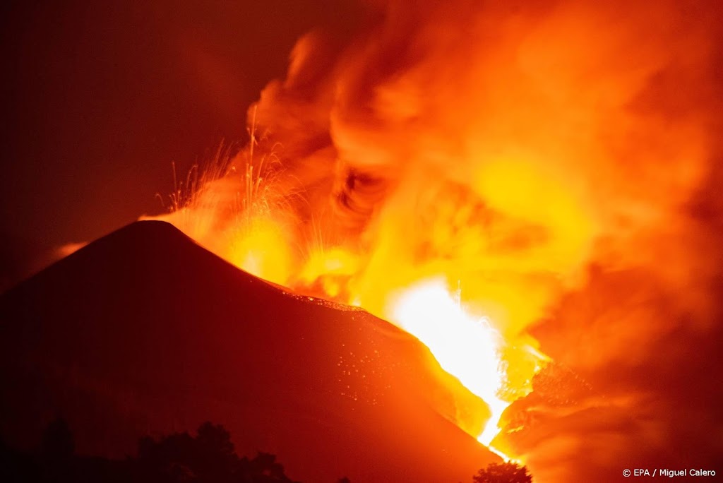 Weer evacuaties om lavastroom, ook aardbevingen op La Palma