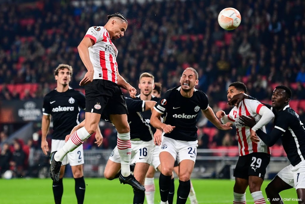 Opgepakte supporters rond duel PSV - FC Zürich weer vrij