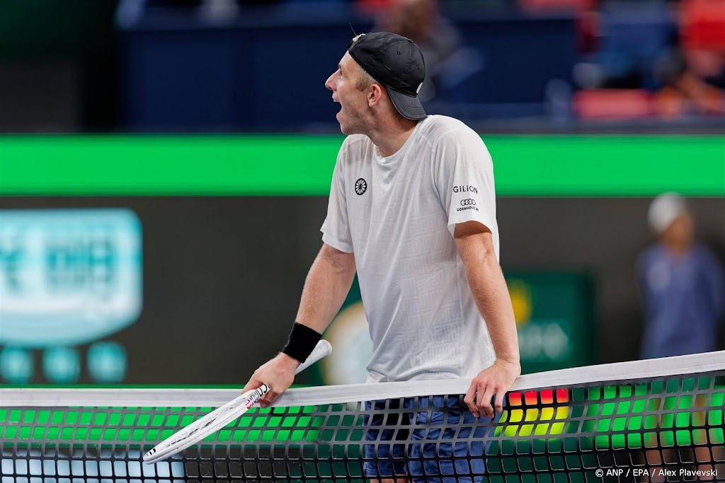 Griekspoor bereikt tweede ronde van tennistoernooi Stockholm