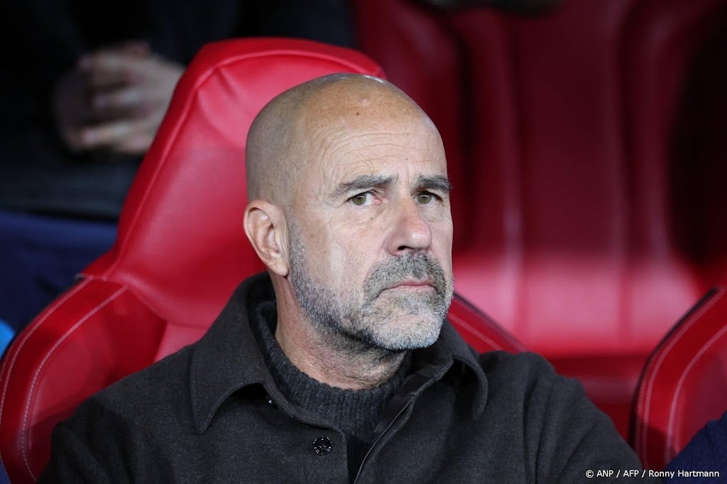 Bosz na domper PSV: wij waren voetballend de bovenliggende partij