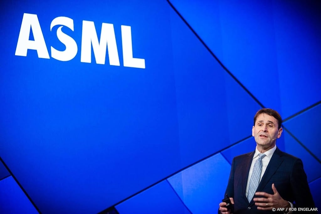 ASML profiteert van AI-investeringen en scherpt verwachtingen aan