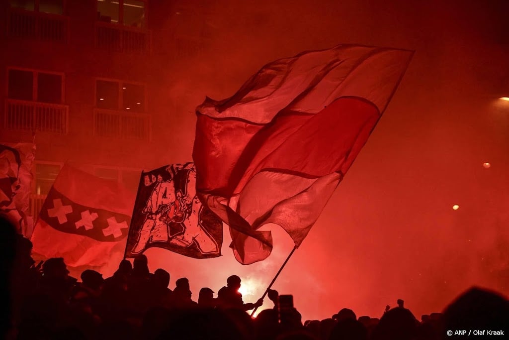 18 Ajax-fans opgepakt in Kroatië voor wedstrijd Conference League