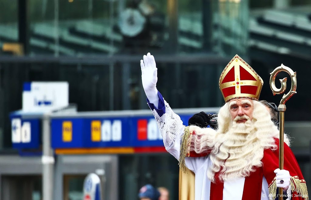 Sinterklaas komt aan in het land, de vraag is waar? 