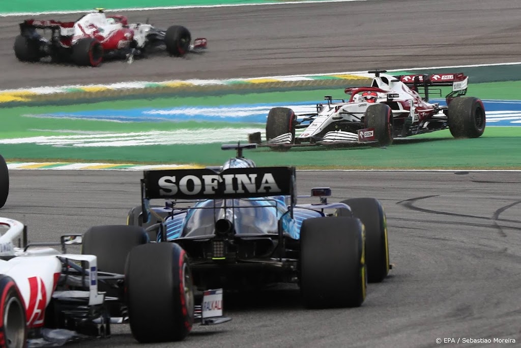 Fin Räikkönen start GP Brazilië voor straf uit pitstraat