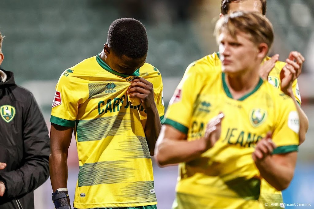 ADO Den Haag wint tegen VVV voor negende keer 