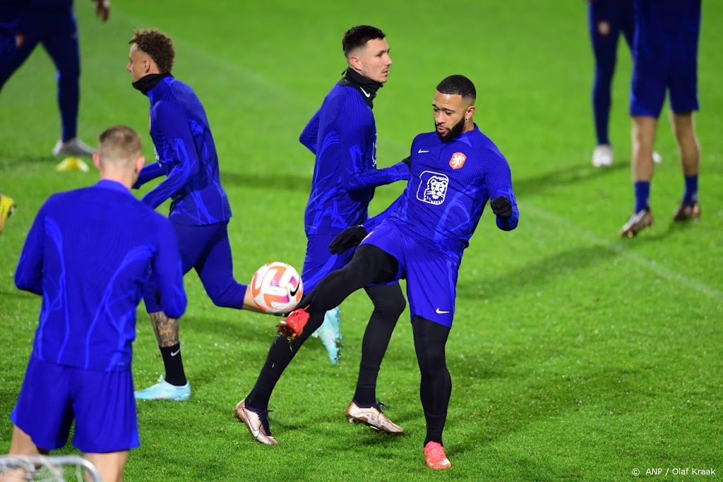 Depay voelt zich fit en wil het liefst tegen Senegal al spelen