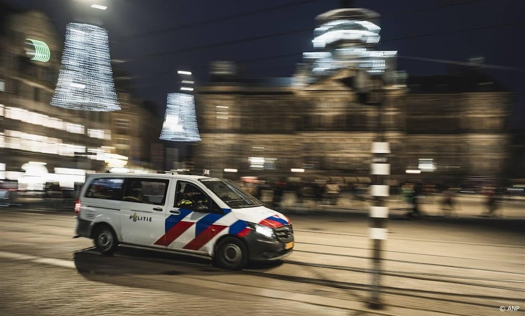 Meerdere tips over op tv getoonde geweldplegers Amsterdam