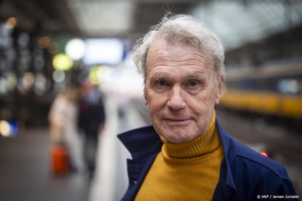 Auteur Adriaan van Dis wint NS Publieksprijs 2024
