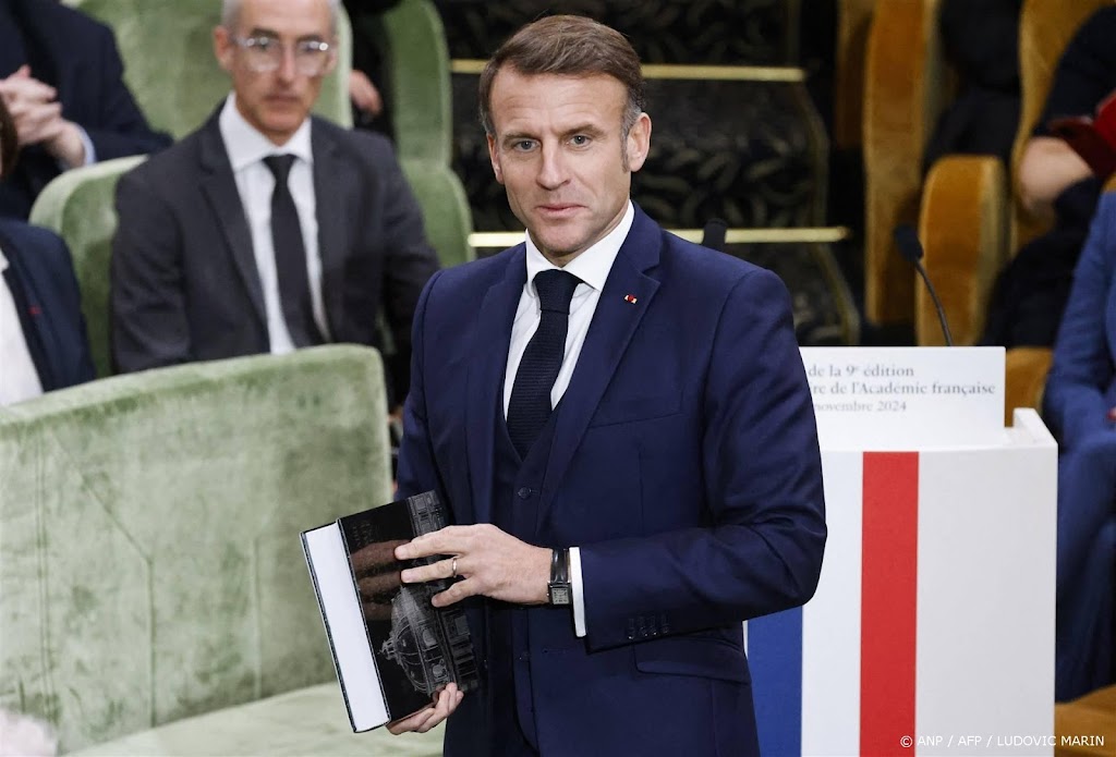Macron zegt dat Frankrijk niet zal toegeven aan antisemitisme 