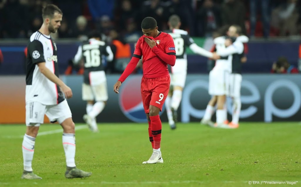 Leverkusen boos op Bailey na tweede rode kaart