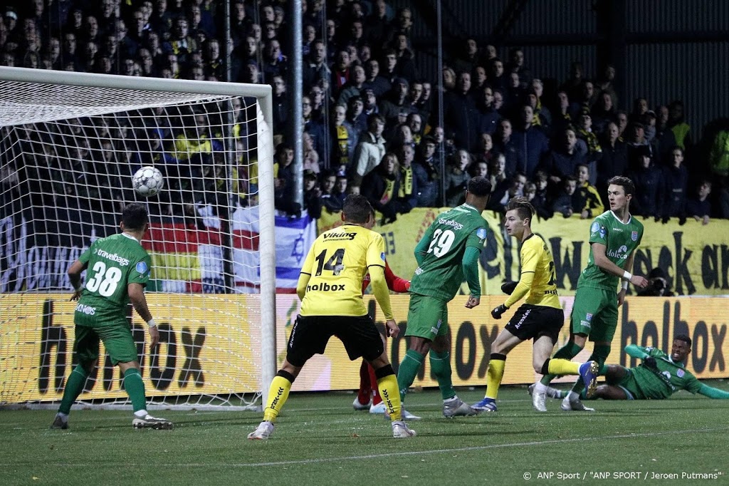 PEC Zwolle passeert VVV met zege in Venlo