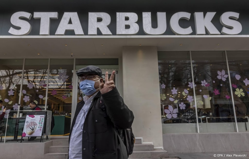 Starbucks inspecteert alle Chinese vestigingen op bedorven waar	