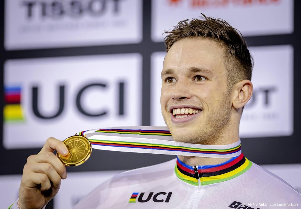 Baanwielrenner Lavreysen wil 'jeugd inspireren' op NK
