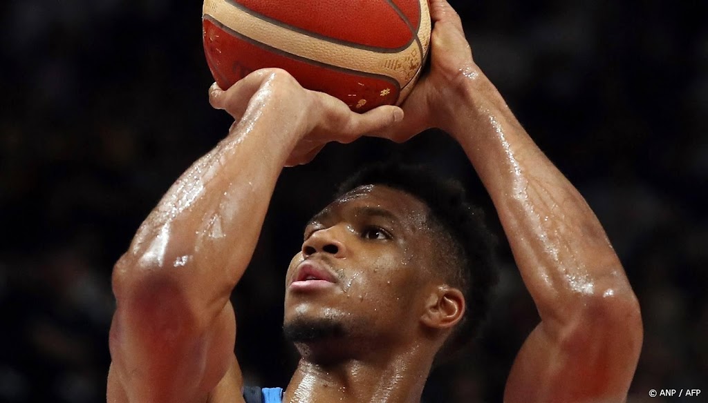 Persoonlijk record basketballer Antetokounmpo met 64 punten