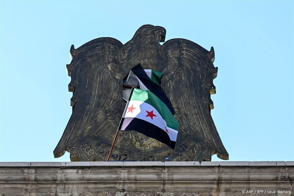 Bronnen Syrië: Rusland trekt zich terug, maar geeft bases niet op