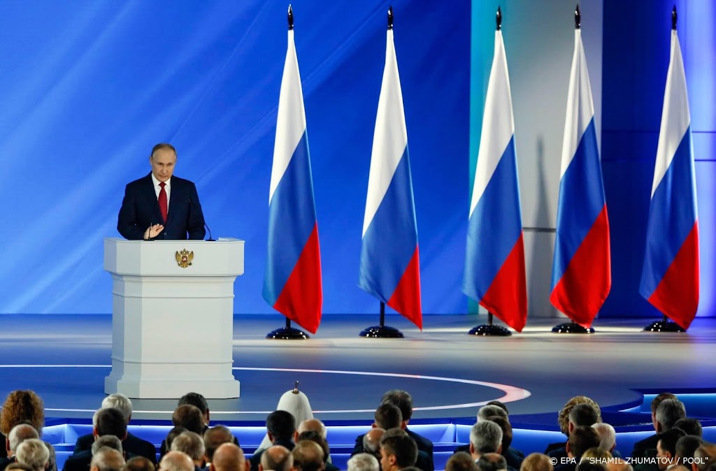 Poetin wil parlement premier van Rusland laten kiezen