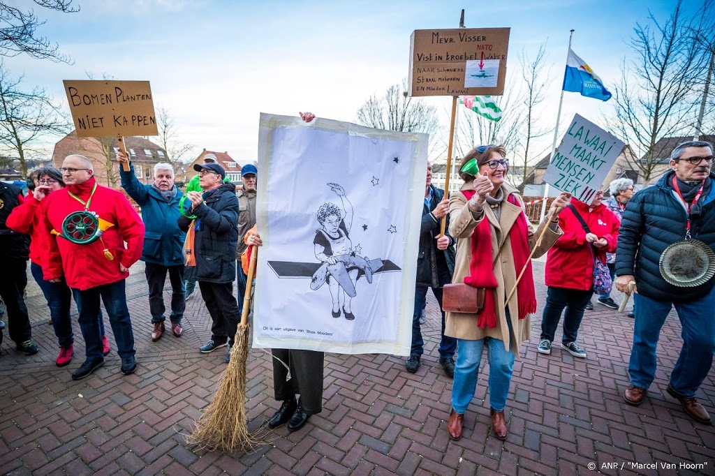 Geen stille motoren AWACS en geen geld geluidsoverlast