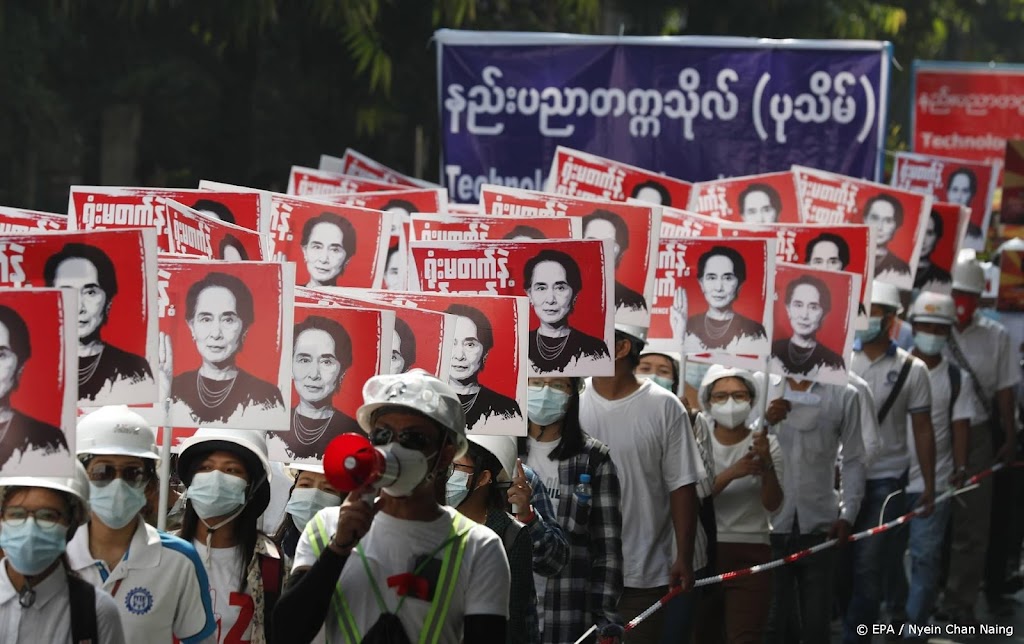 Vijf nieuwe aanklachten van corruptie tegen Suu Kyi