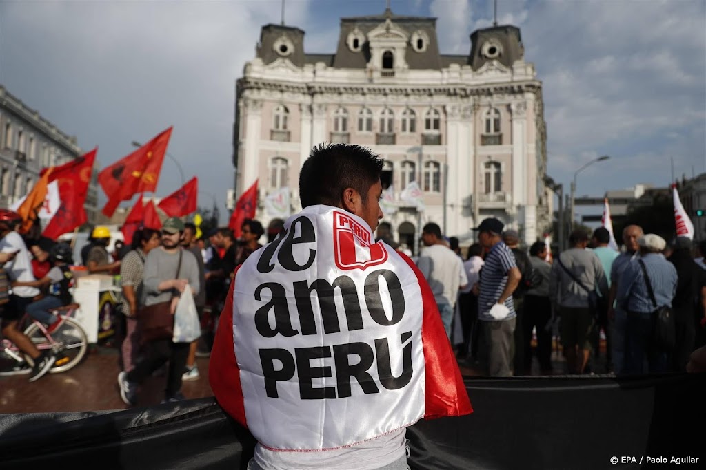 Noodtoestand in Lima om aanhoudende protesten Peru