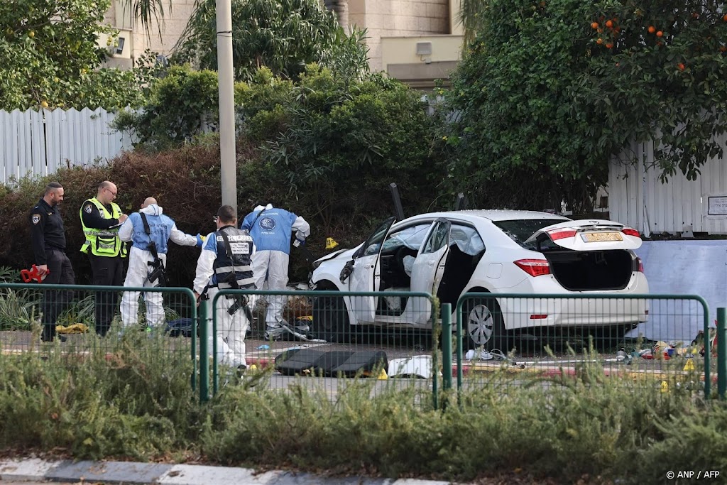 Dode en gewonden bij vermoedelijke aanslag in plaats bij Tel Aviv