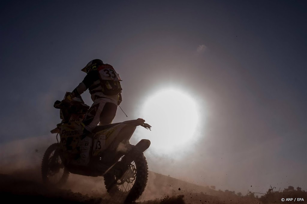 Spaanse motorcoureur Falcón overlijdt aan gevolgen zware val Dakar