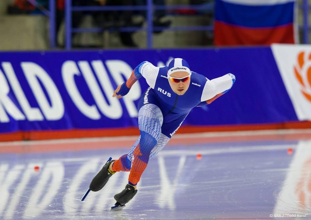 Koelizjnikov snelt naar WK-goud op 500 m, bijrol Nederlanders