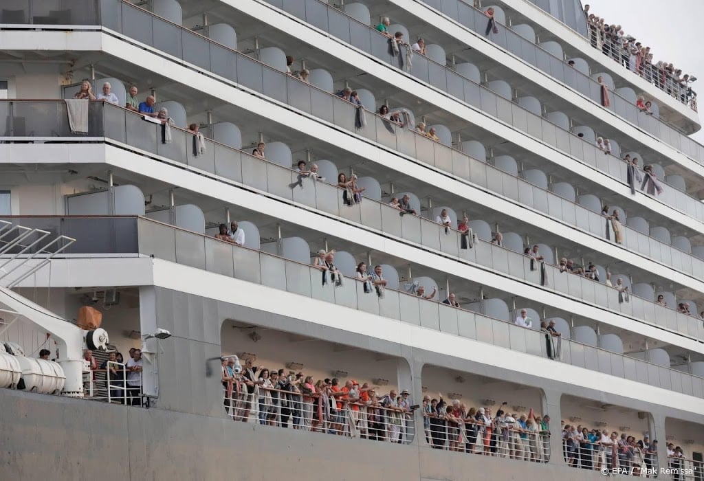 Amerikaan op cruiseschip Westerdam besmet met coronavirus